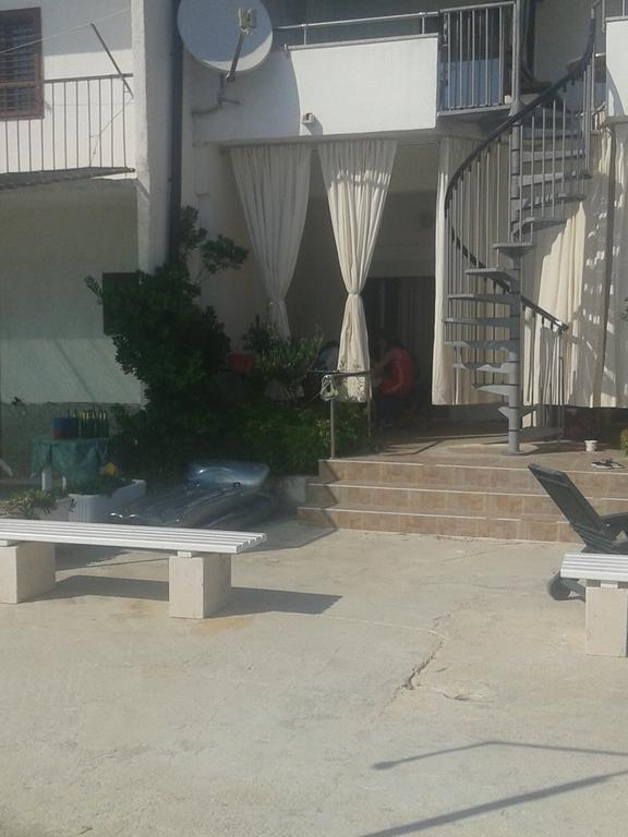 Apartments Toma Bajnice Directly Krilo Rom bilde